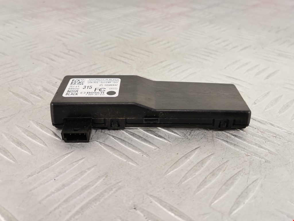 Блок управления бесключевым доступом Chevrolet Volt 1 (2010-2015)