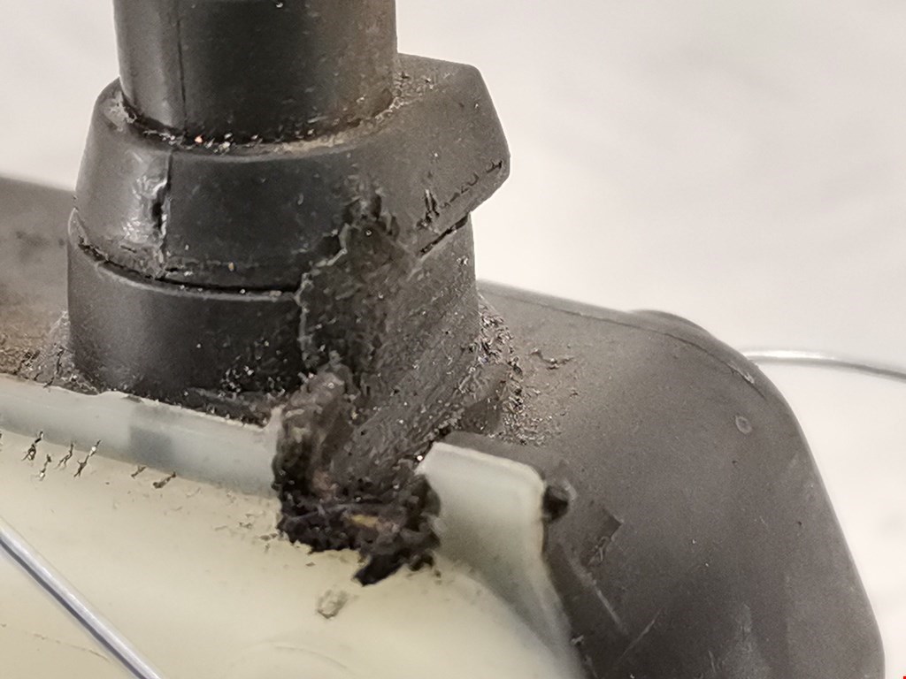 Активатор замка бензобака CHEVROLET Volt 2010-2015