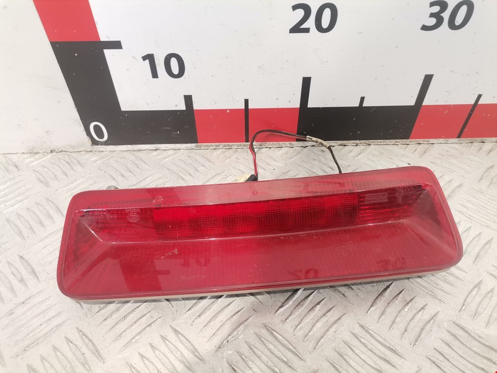 Фонарь дополнительный тормозной (стоп-сигнал) Ford Explorer 5 (2010-2019)