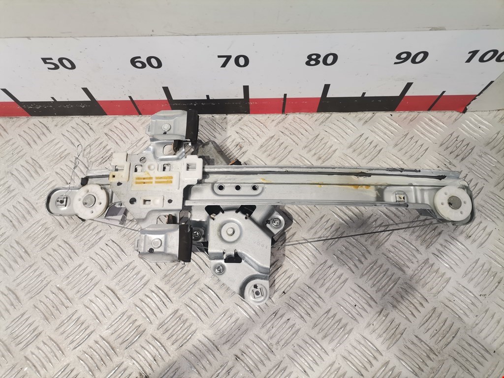 Стеклоподъемник задний правый CADILLAC SRX 2009-2016