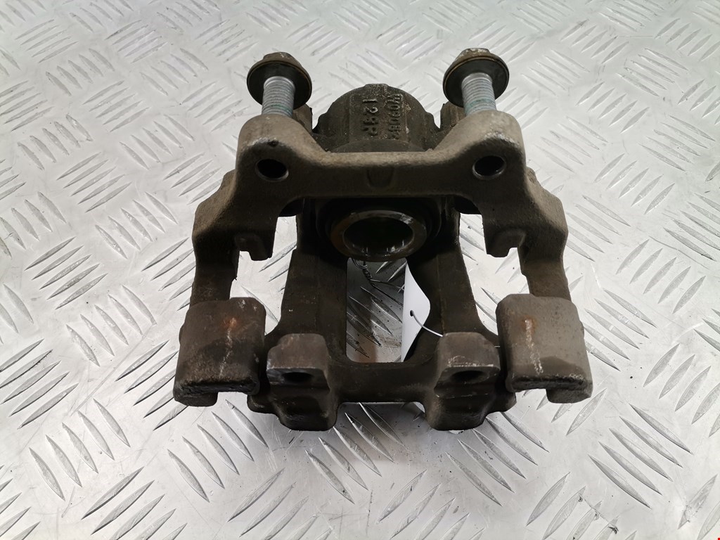 Суппорт задний правый BMW 3er F30/F31/F80 2011-2019