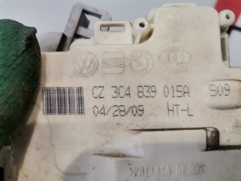 Замок двери задней левой SKODA Superb 2008-2015