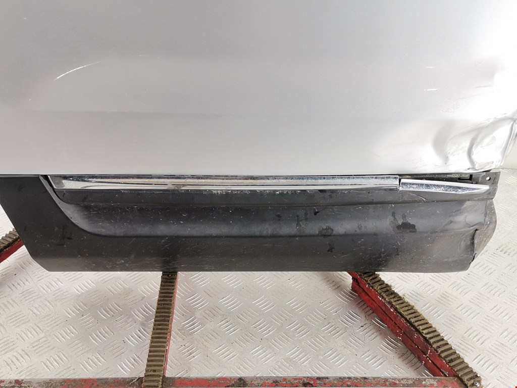 Дверь задняя правая FORD Explorer 2011-2019