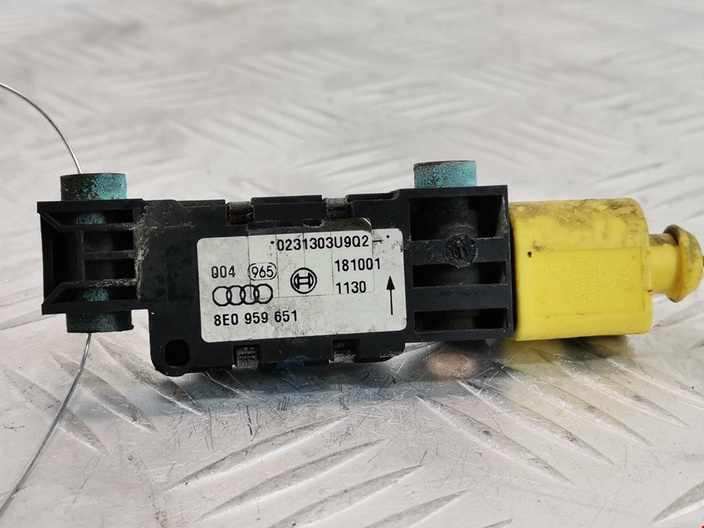 Датчик AIR BAG (подушек безопасности) AUDI A4 B6 2001-2005