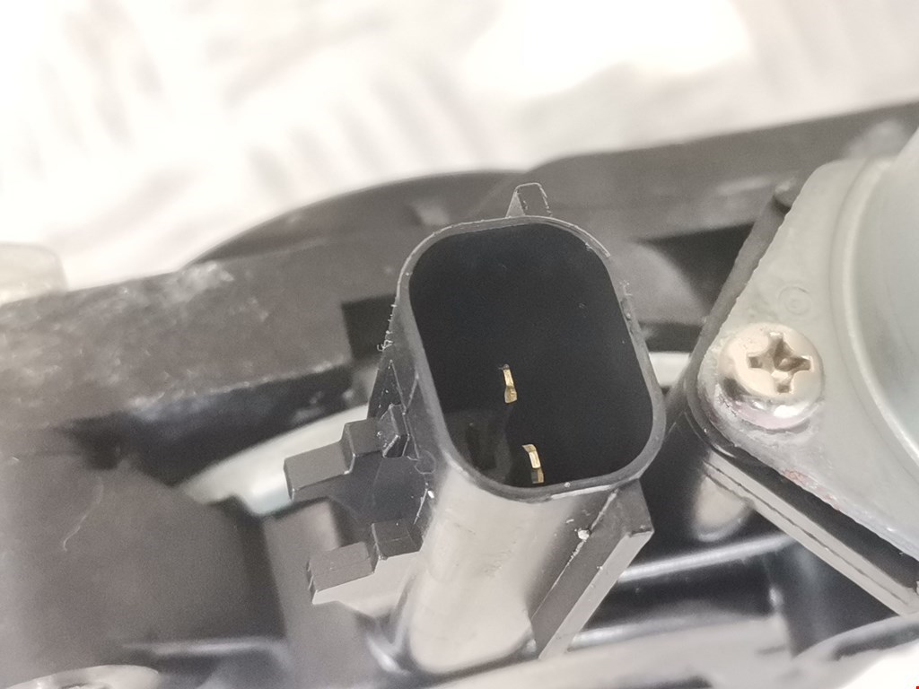 Стеклоподъемник передний правый CHEVROLET Equinox 2017-н.в.