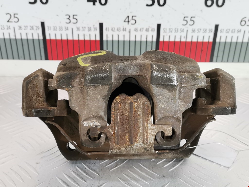 Суппорт передний правый BMW X1 E84 2009-2015