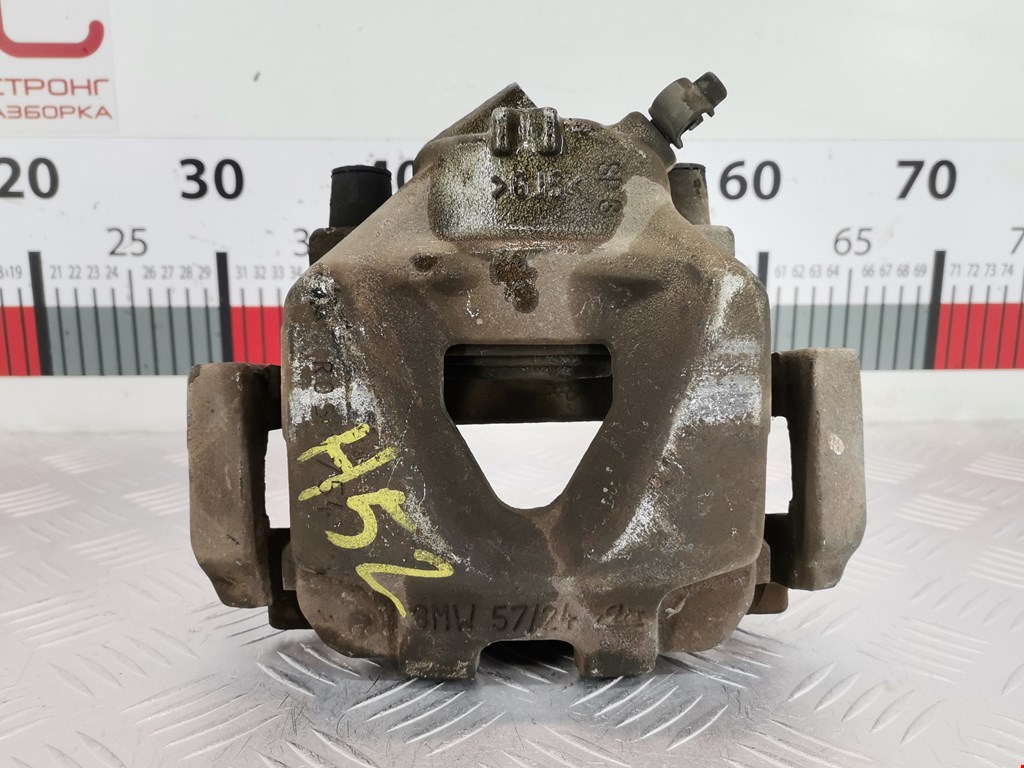 Суппорт передний правый BMW X1 E84 2009-2015