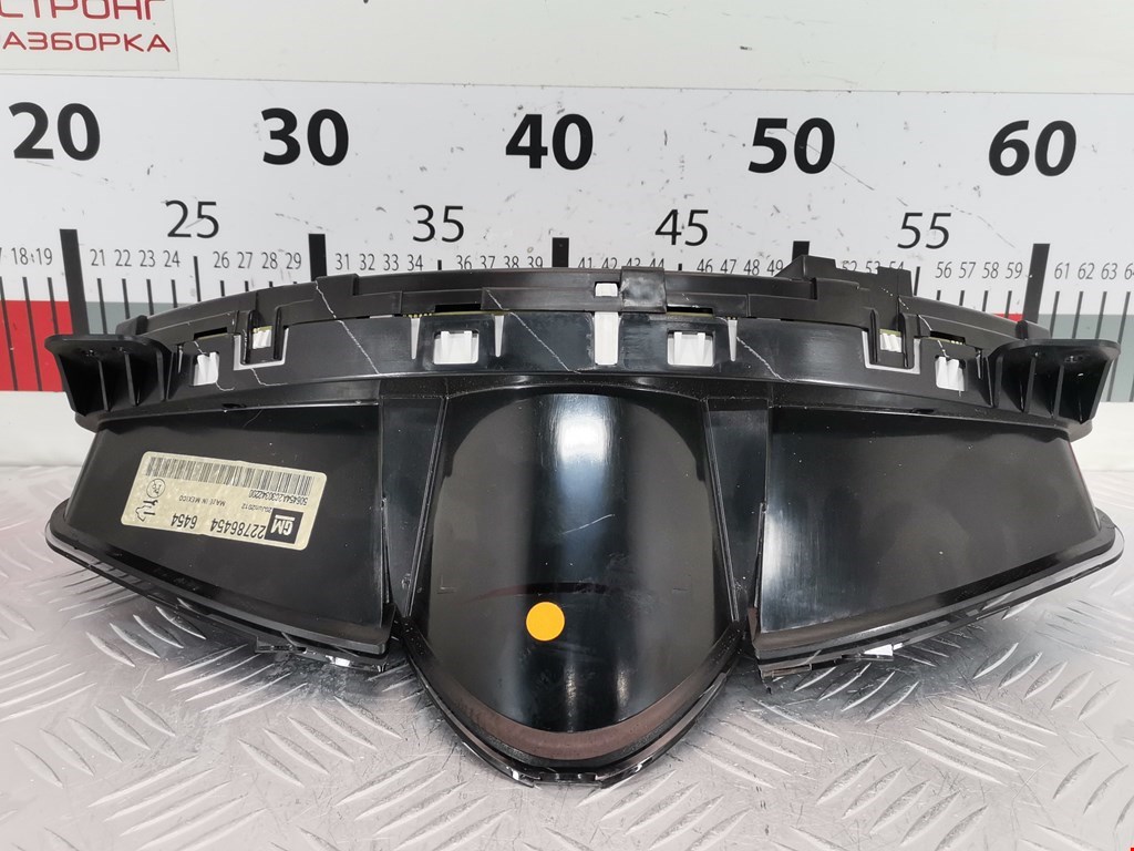 Панель приборов (щиток) CADILLAC SRX 2009-2016