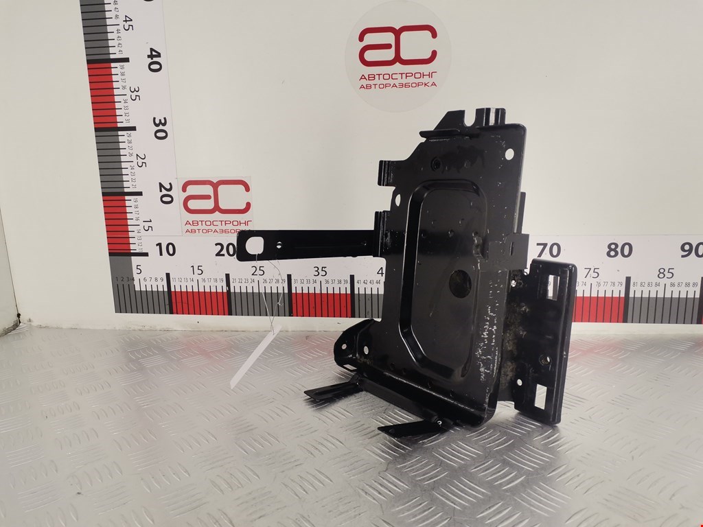 Крепление АКБ (корпус/подставка) CHEVROLET Equinox 2017-н.в.