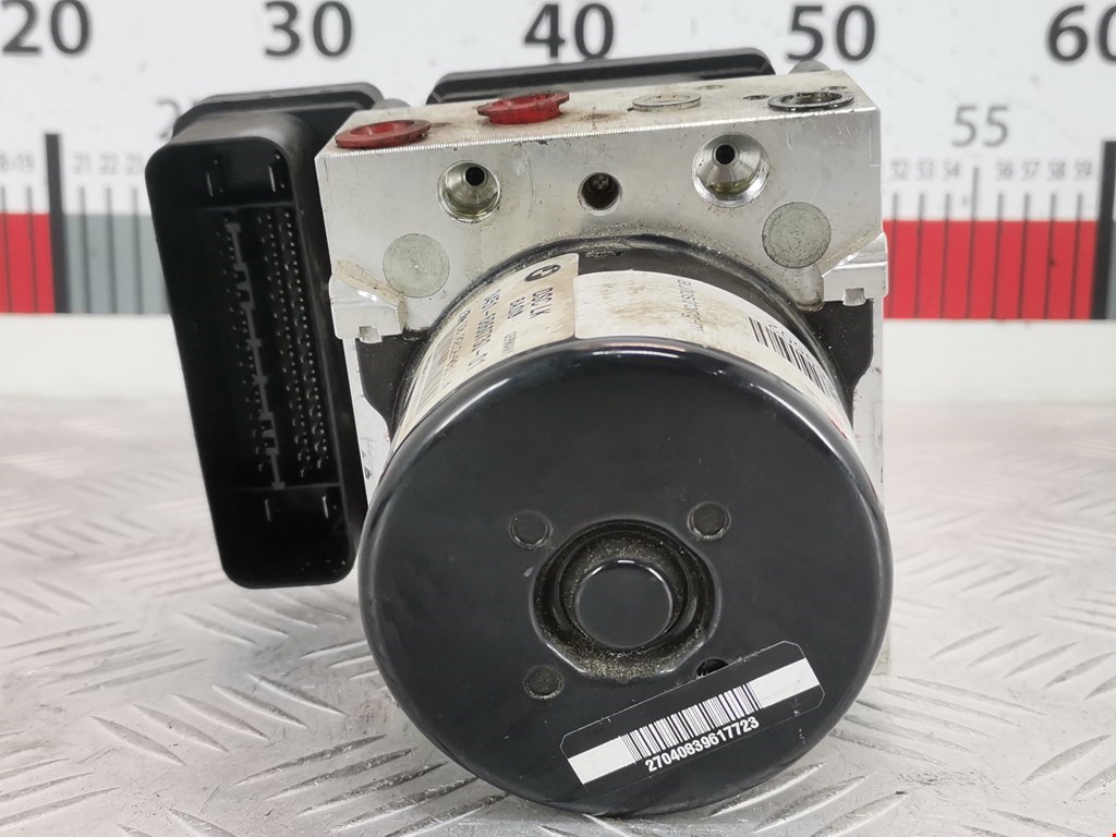 Блок ABS (насос) BMW 3er F30/F31/F80 2011-2019