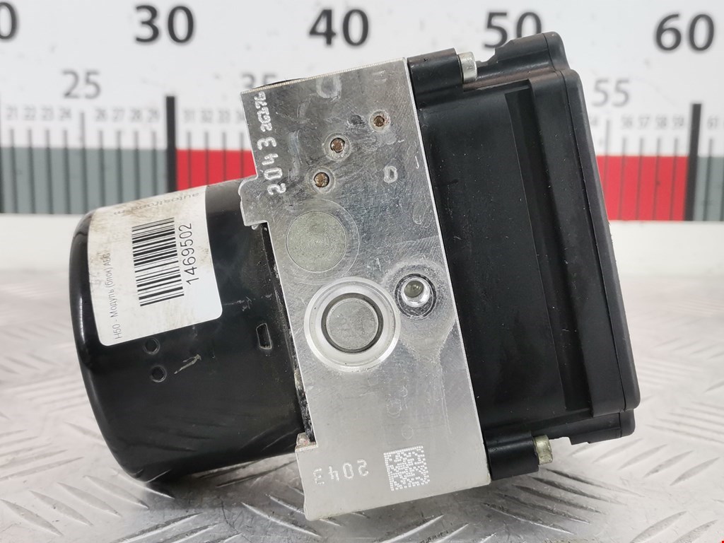 Блок ABS (насос) BMW 3er F30/F31/F80 2011-2019