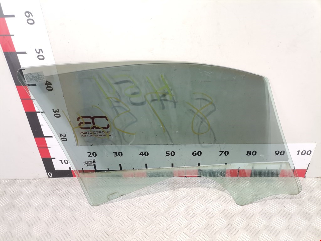 Стекло двери переднее левое CHEVROLET Volt 2010-2015
