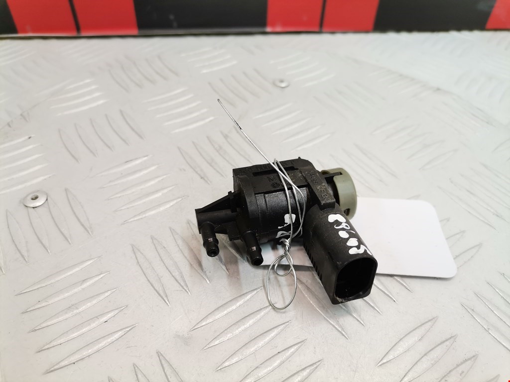 Клапан электромагнитный AUDI A4 B7 2004-2007