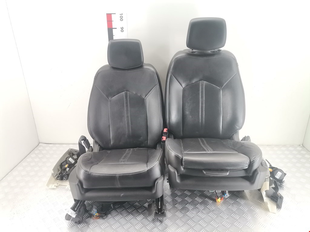 Комплект (К-кт) сидений CADILLAC SRX 2009-2016