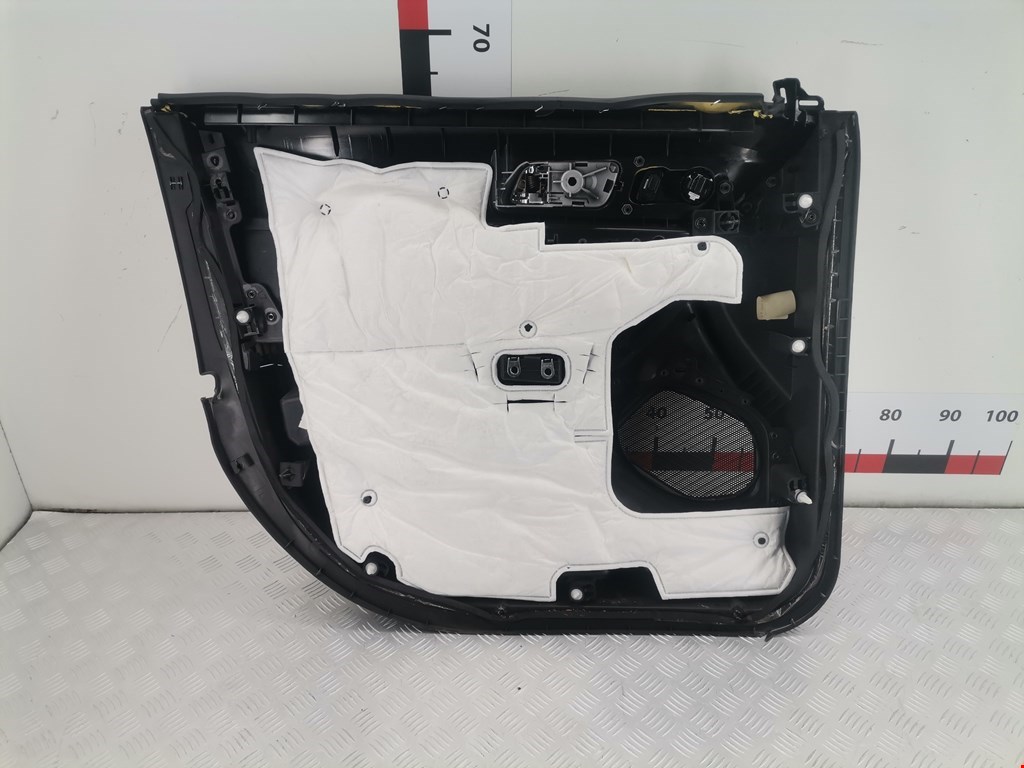 Обшивка двери задняя правая FORD Explorer 2011-2019