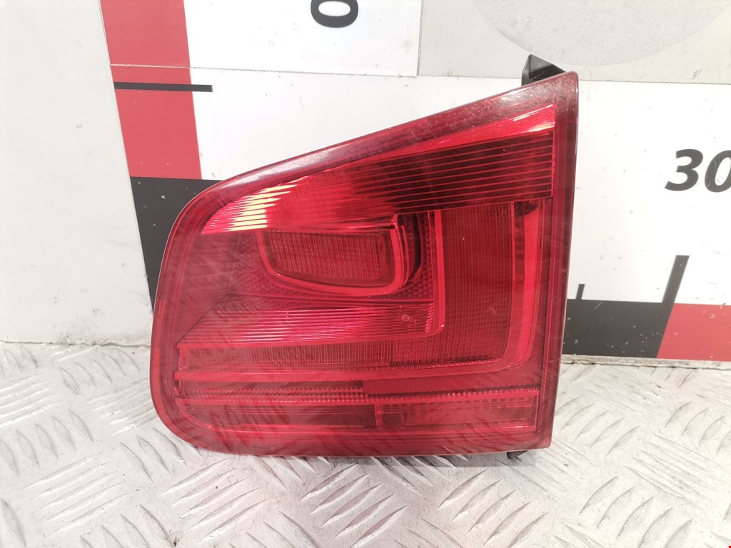 Фонарь задний внутренний правый VOLKSWAGEN Tiguan 2007-2018