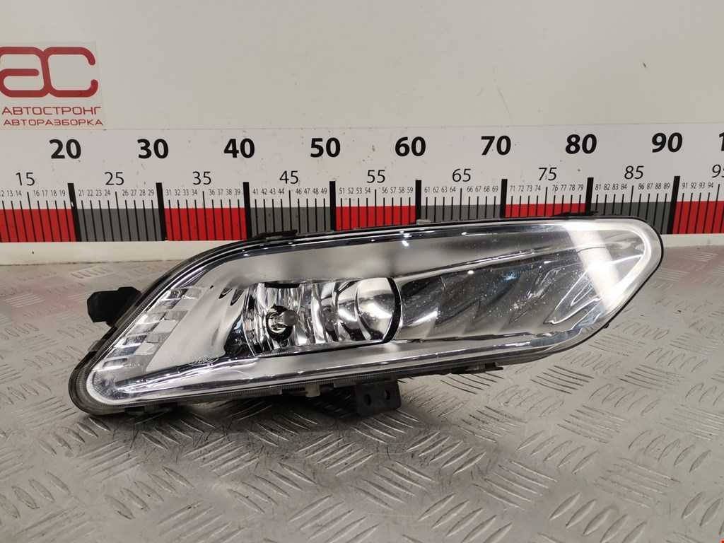 Фара противотуманная правая Ford Fusion (USA) 2 (2012-2020)
