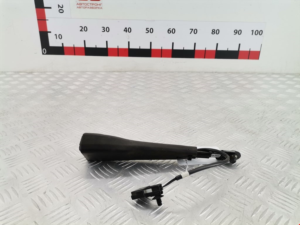 Замок ремня безопасности (преднатяжитель ремня безопасности) Chevrolet Volt 1 (2010-2015)