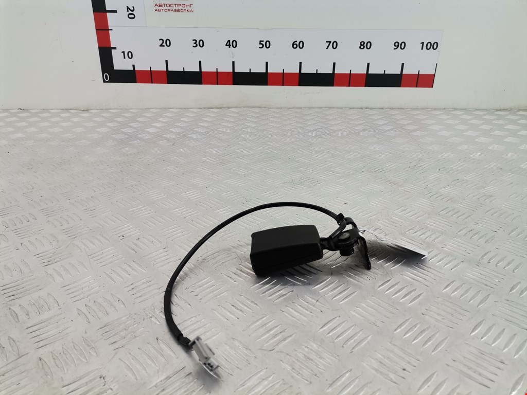 Замок ремня безопасности (преднатяжитель ремня безопасности) Chevrolet Volt 1 (2010-2015)