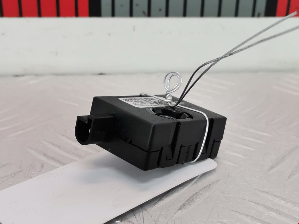 Усилитель антенны BMW X1 E84 2009-2015