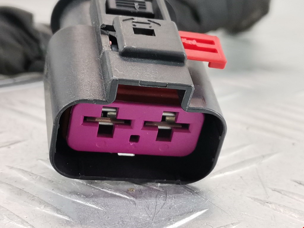 Датчик уровня в бачок омывателя CADILLAC SRX 2009-2016