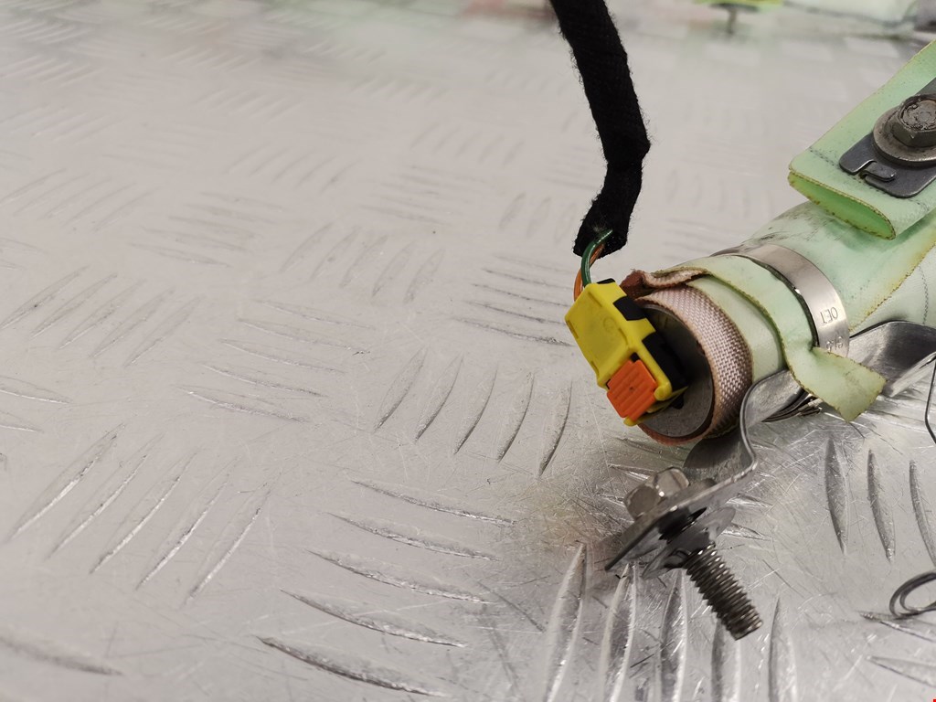 Подушка безопасности боковая (шторка) CHEVROLET Volt 2010-2015