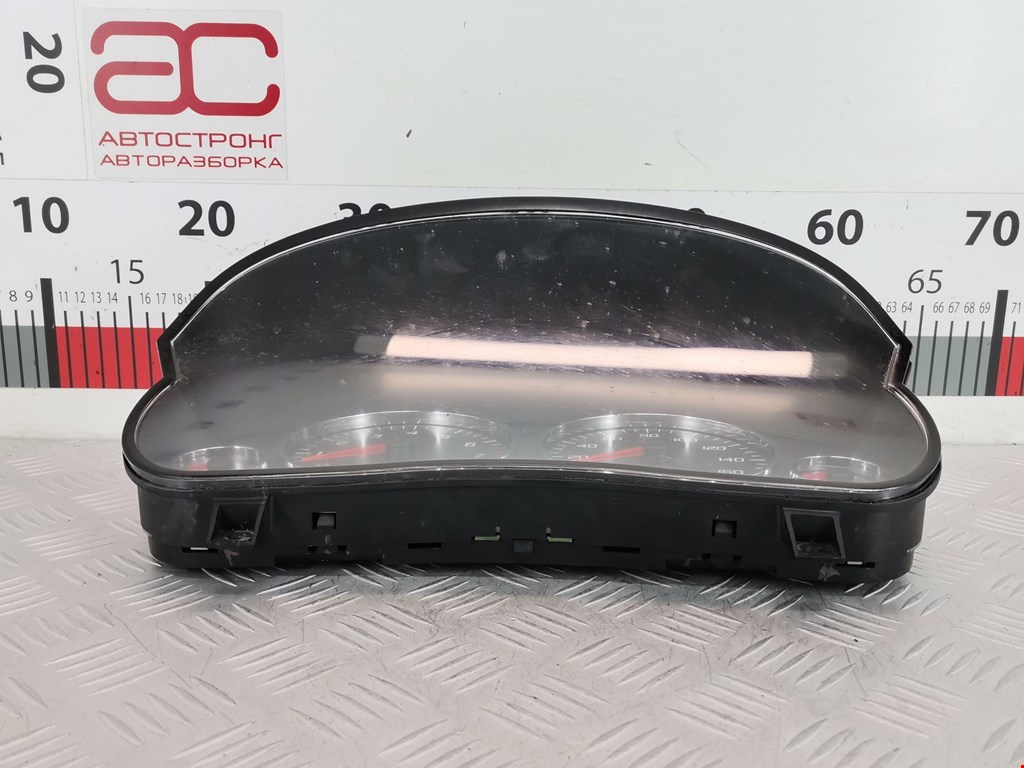 Панель приборов (щиток) CADILLAC CTS 2003-2007