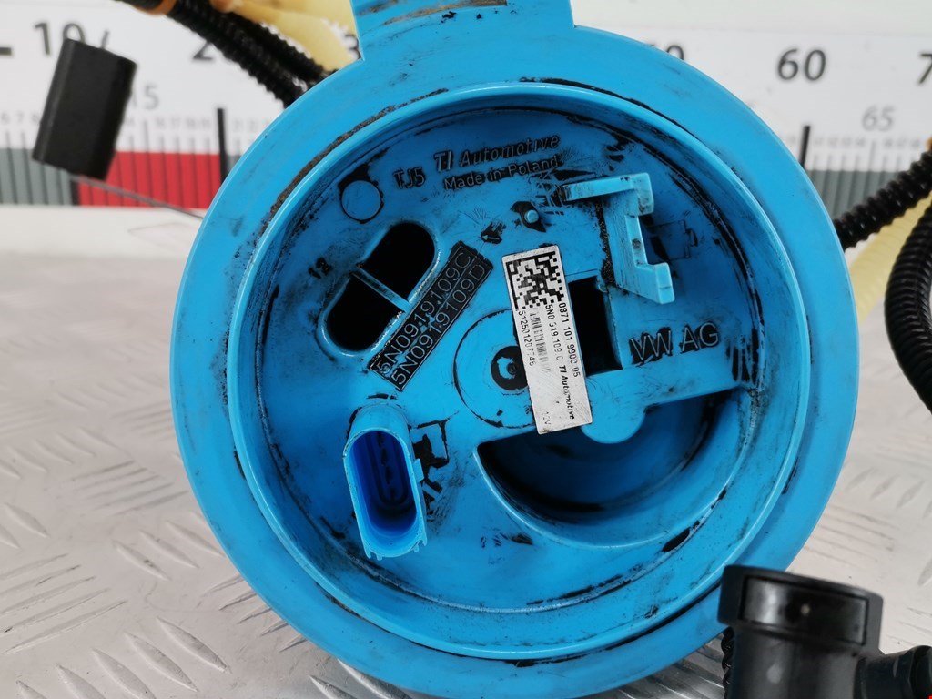 Датчик уровня топлива VOLKSWAGEN Tiguan 2007-2016