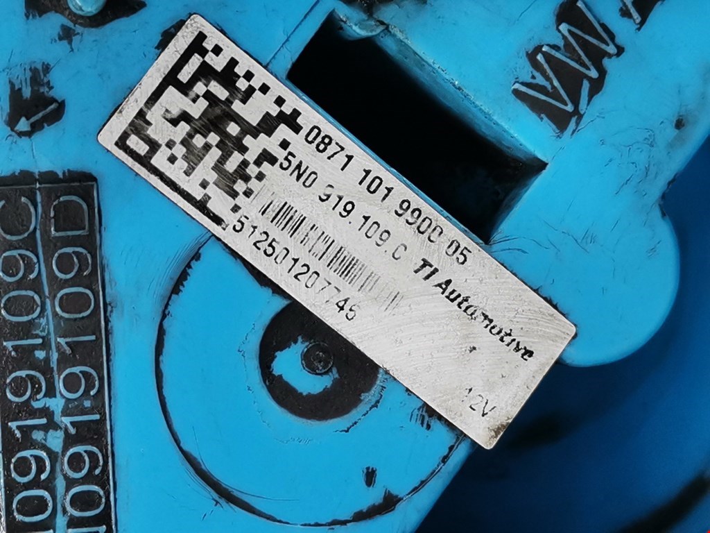 Датчик уровня топлива VOLKSWAGEN Tiguan 2007-2016