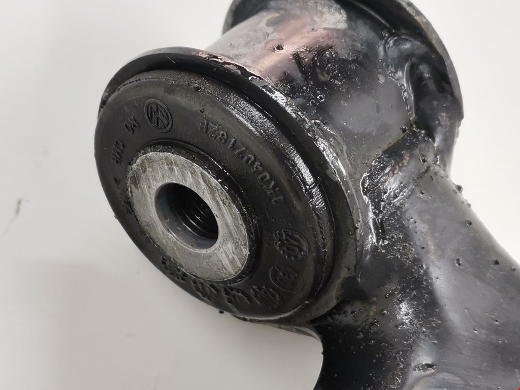 Рычаг передний правый VOLKSWAGEN Tiguan 2007-2016