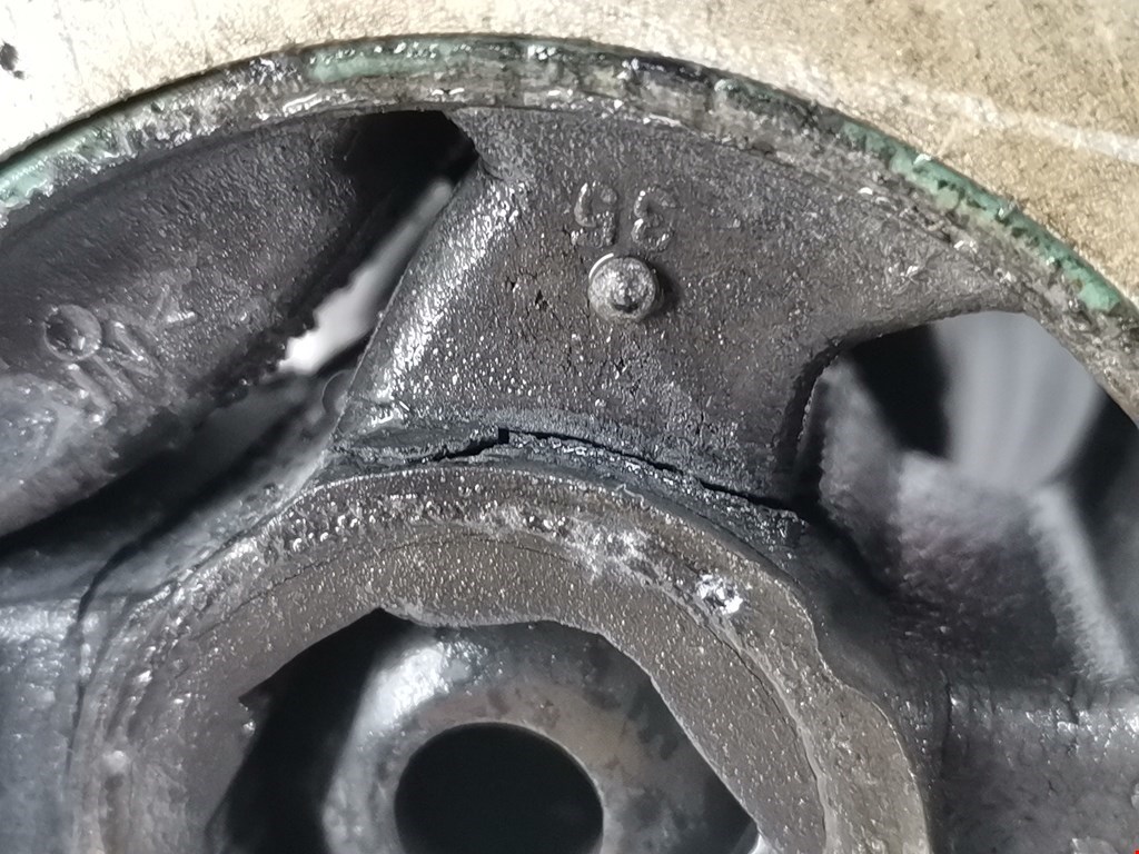 Рычаг передний правый VOLKSWAGEN Tiguan 2007-2016