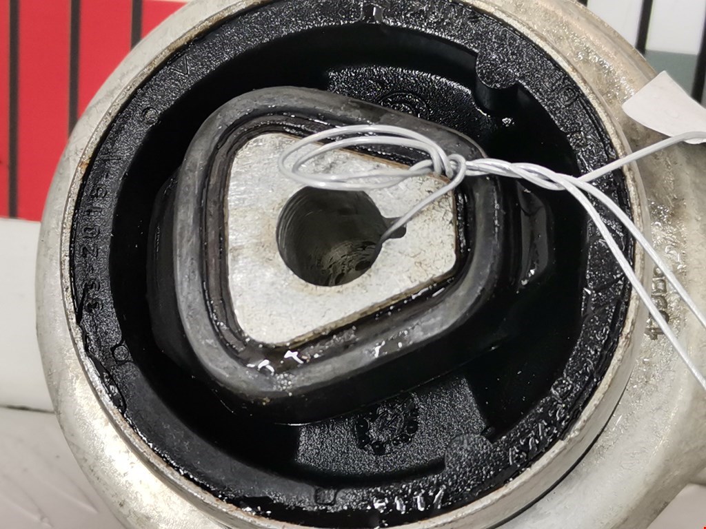 Рычаг передний правый BMW X1 E84 2009-2015