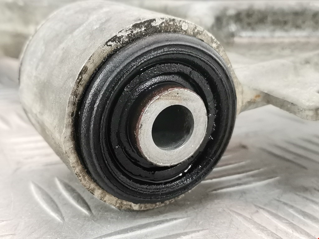 Рычаг передний правый CHEVROLET Volt 2010-2015