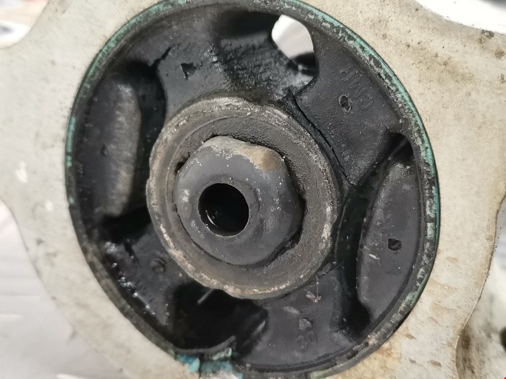 Рычаг передний левый VOLKSWAGEN Tiguan 2007-2016