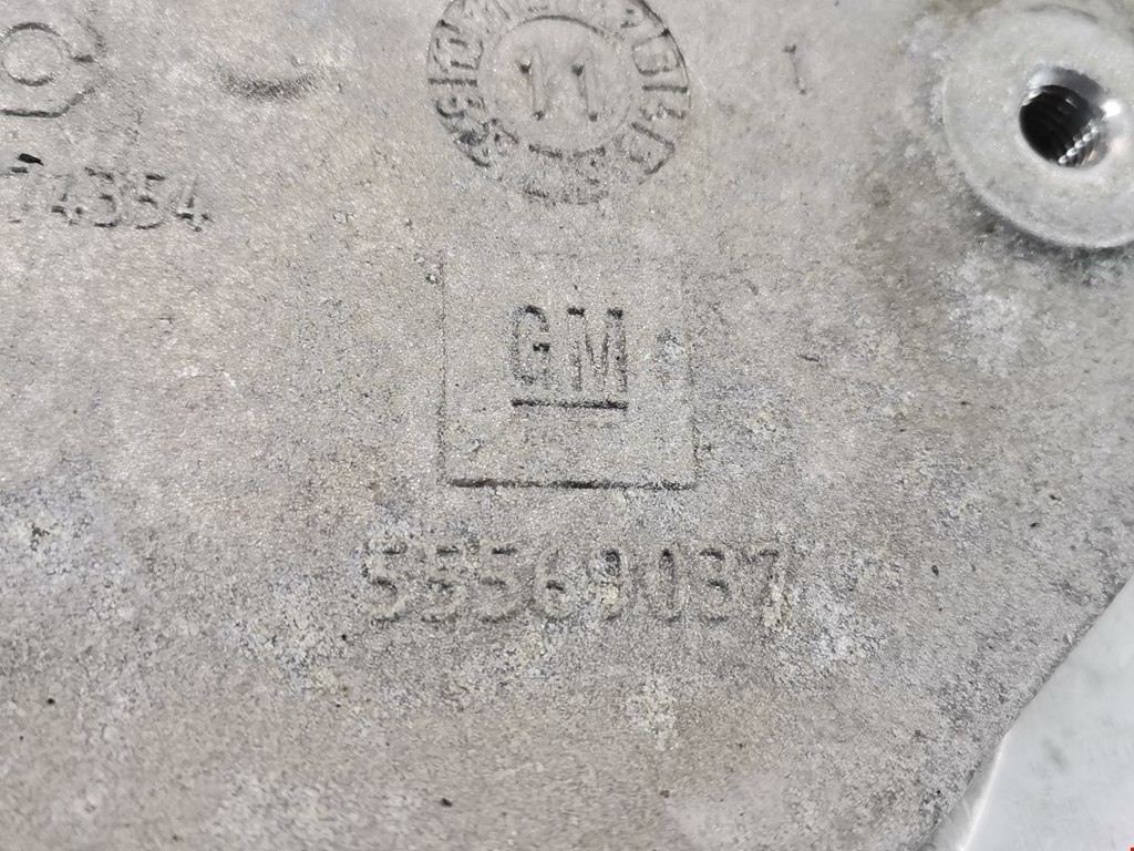 Кронштейн кондиционера CHEVROLET Volt 2010-2015