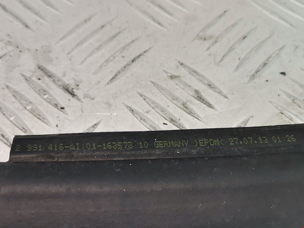 Уплотнитель (наружный) BMW X1 E84 2009-2015