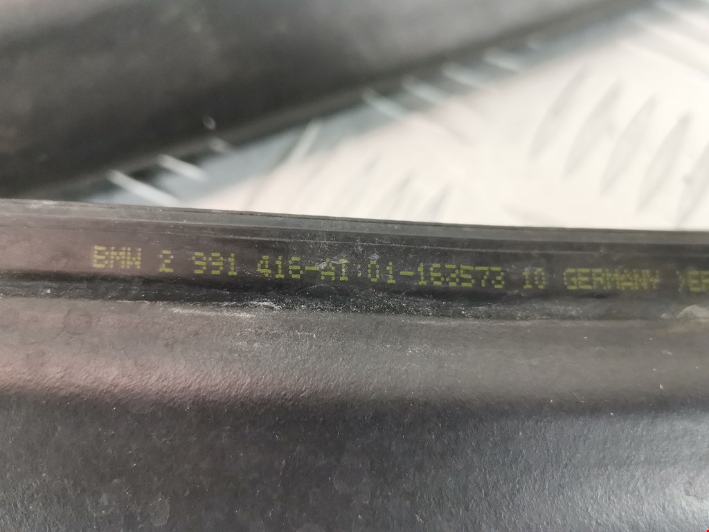 Уплотнитель (наружный) BMW X1 E84 2009-2015