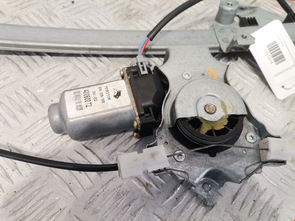 Стеклоподъемник передний правый NISSAN Primera P11 1996-2002