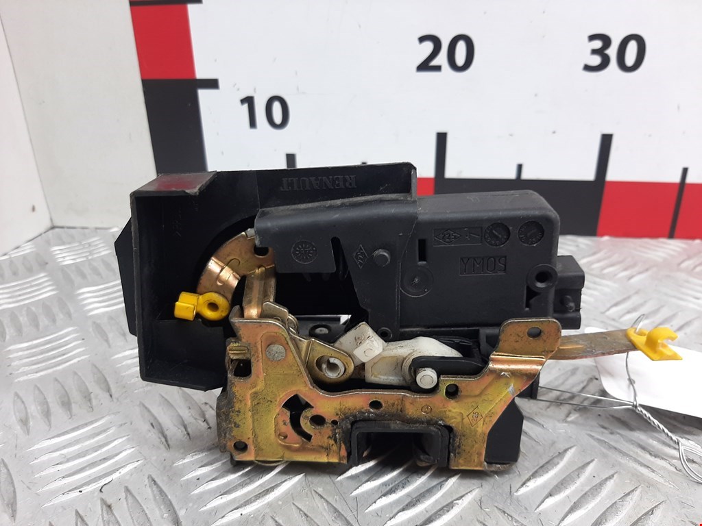 Замок двери задней левой RENAULT Safrane 1992-2000