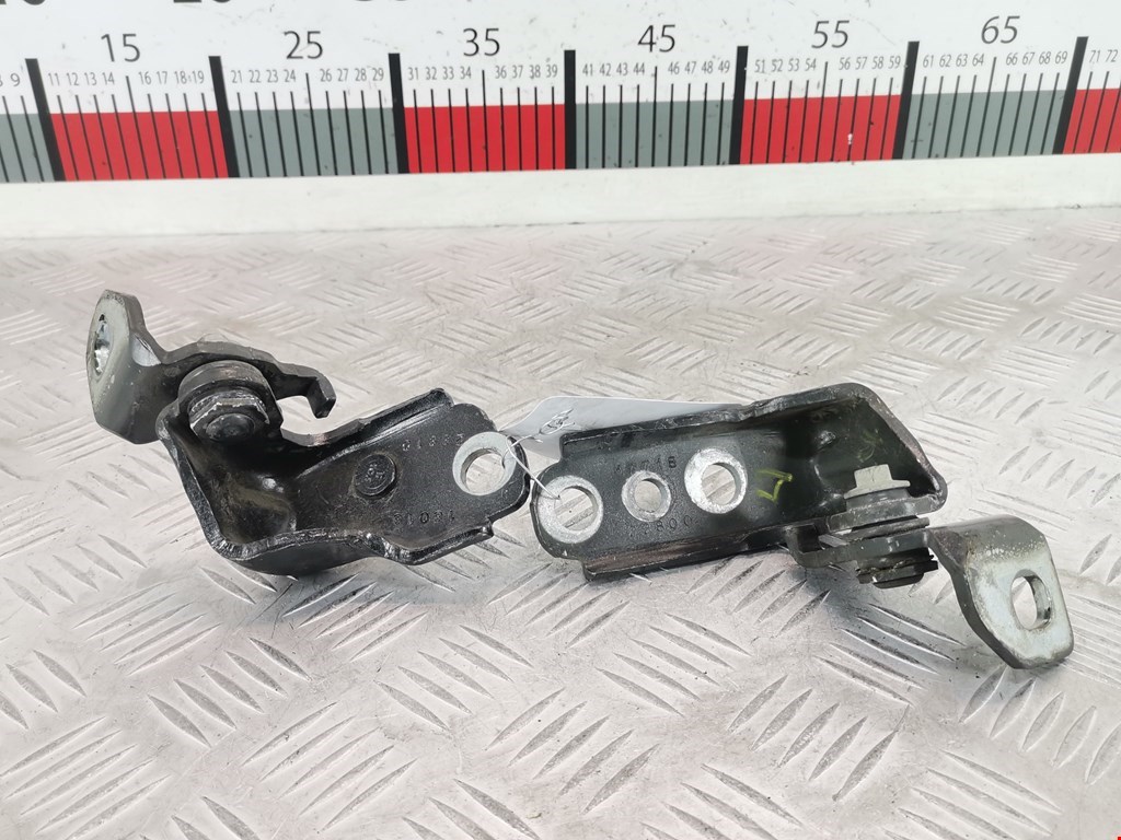 Петля двери передней правой Ford Fusion (USA) 2 (2012-2020)