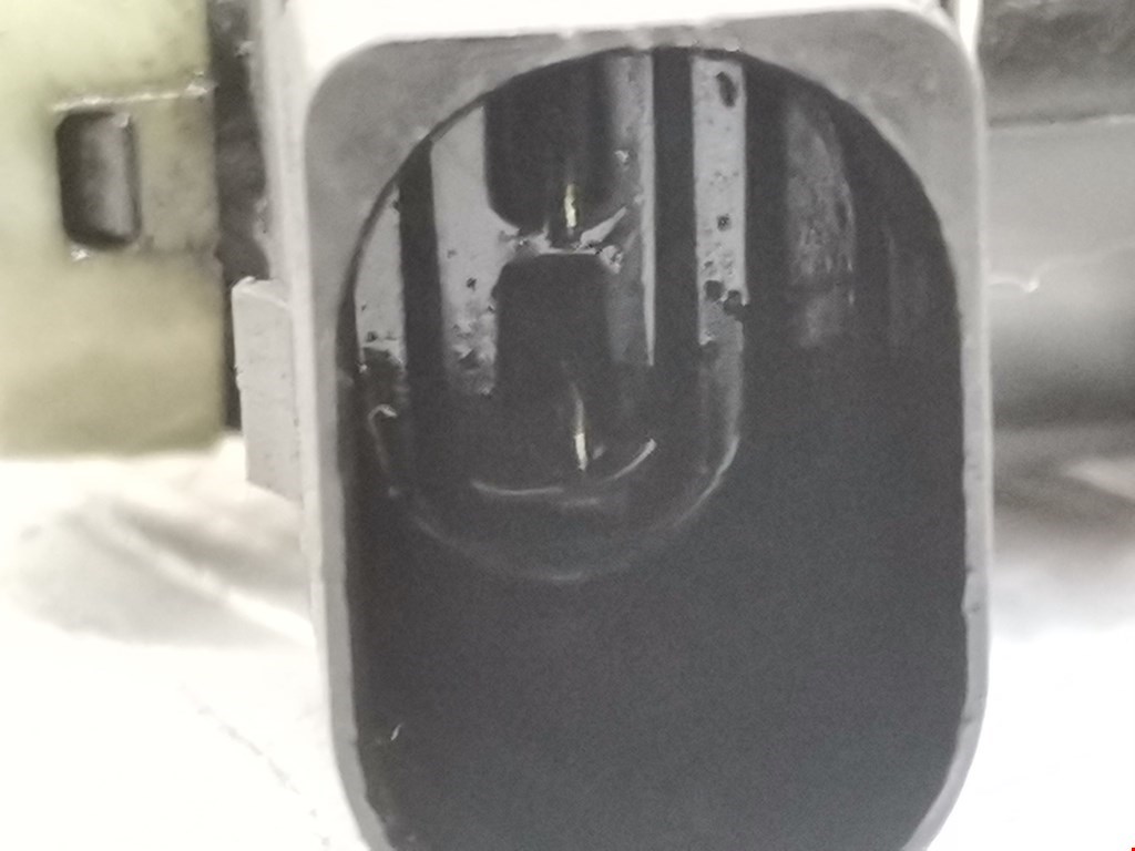 Клапан электромагнитный AUDI A4 B7 2004-2007