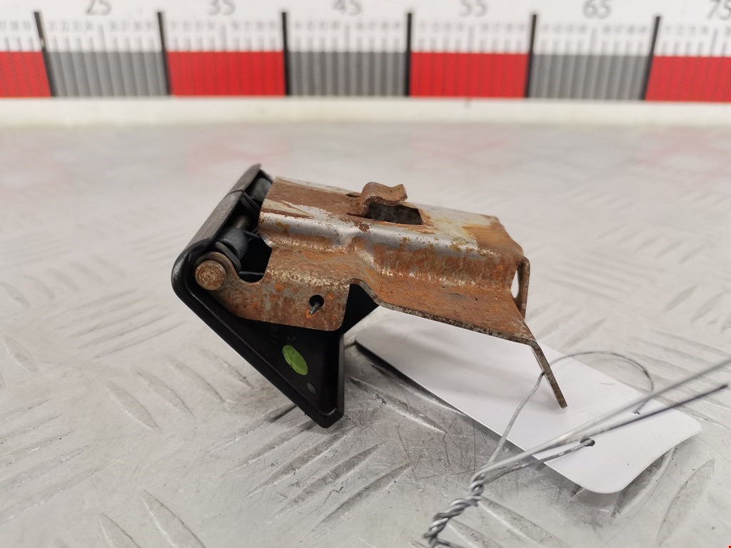 Ручка открывания капота NISSAN Micra K12 2003-2010