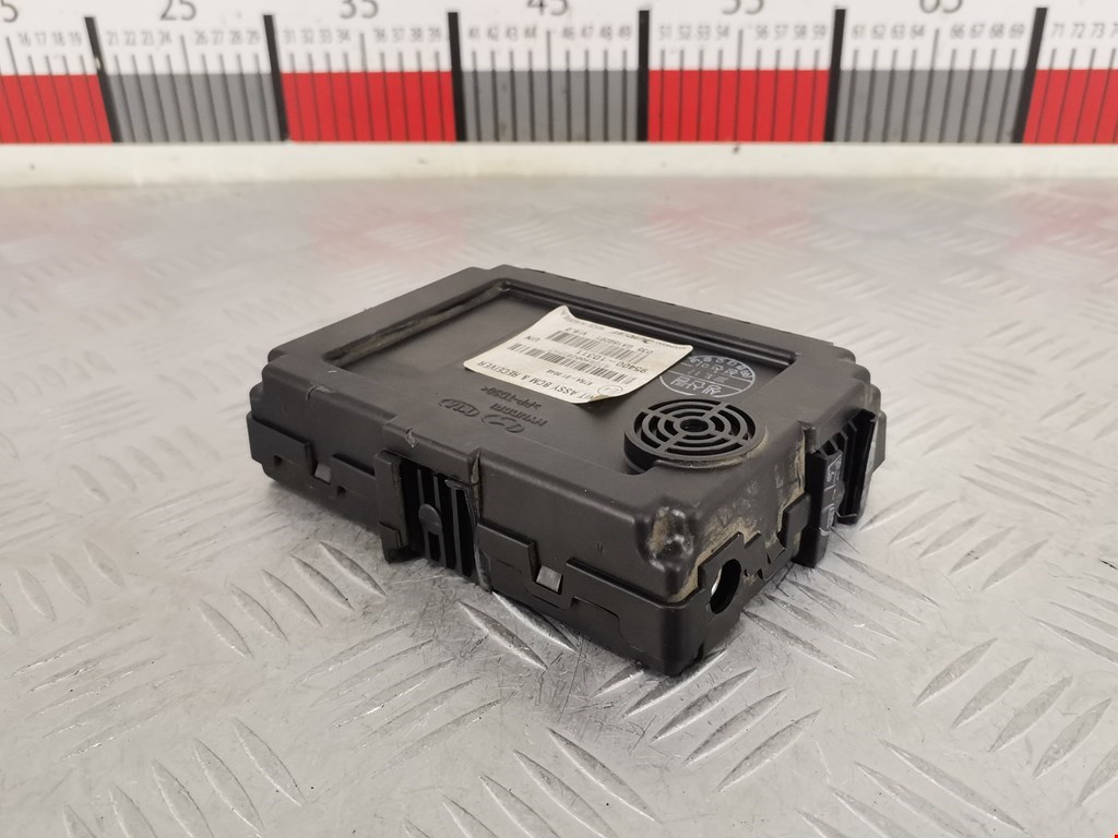 Блок управления центральным замком KIA Carens 2006-2012