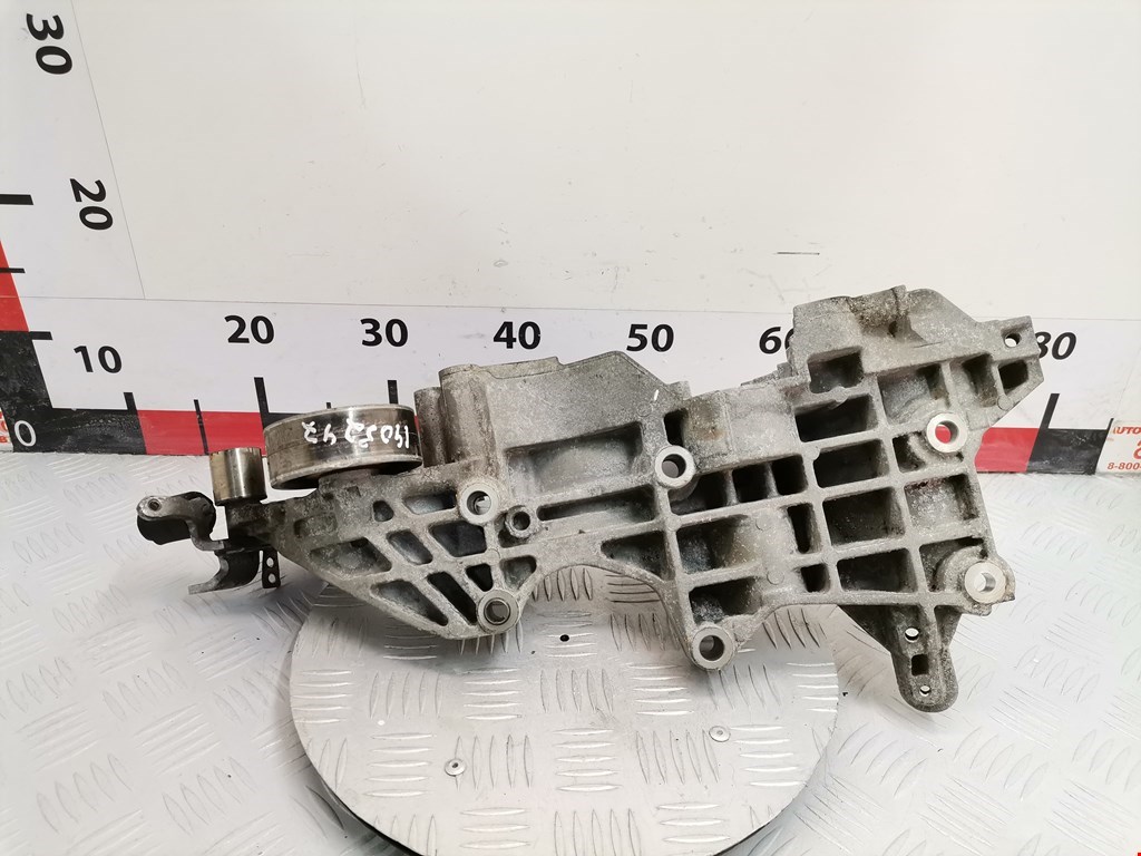 Кронштейн ТНВД SEAT Ibiza 2008-2017