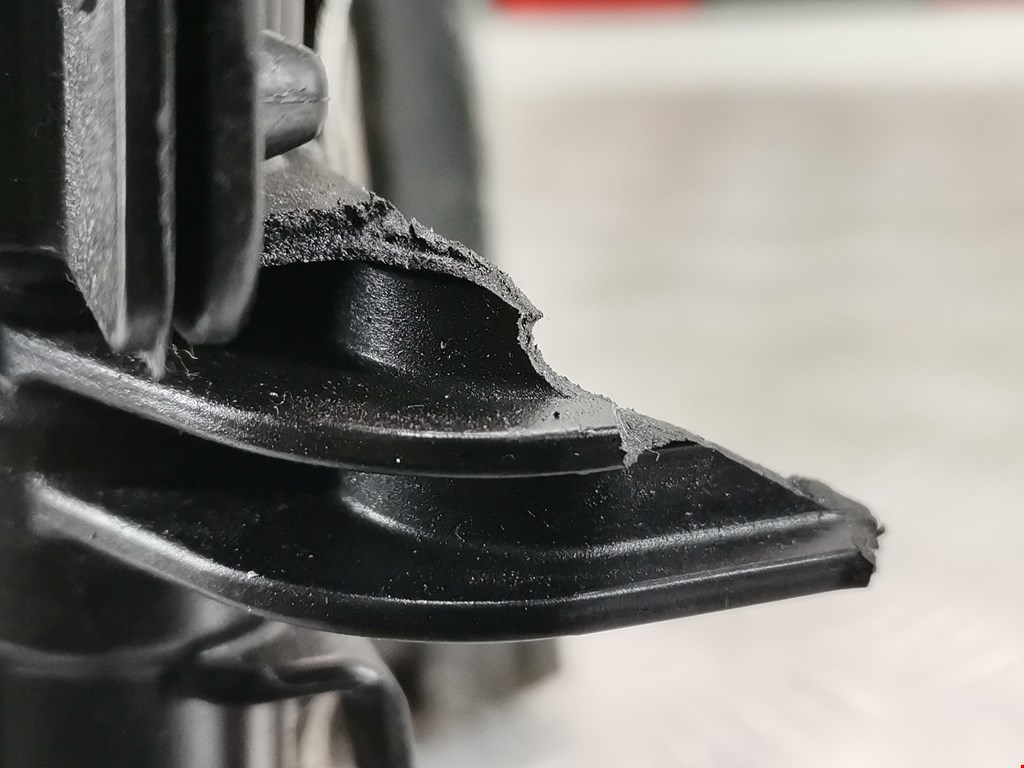 Радиатор основной CHEVROLET Volt 2010-2015