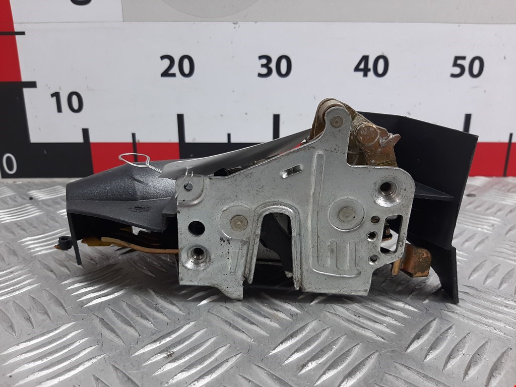 Замок двери задней левой MERCEDES-BENZ C-Class C-klasse W202 1993-2000