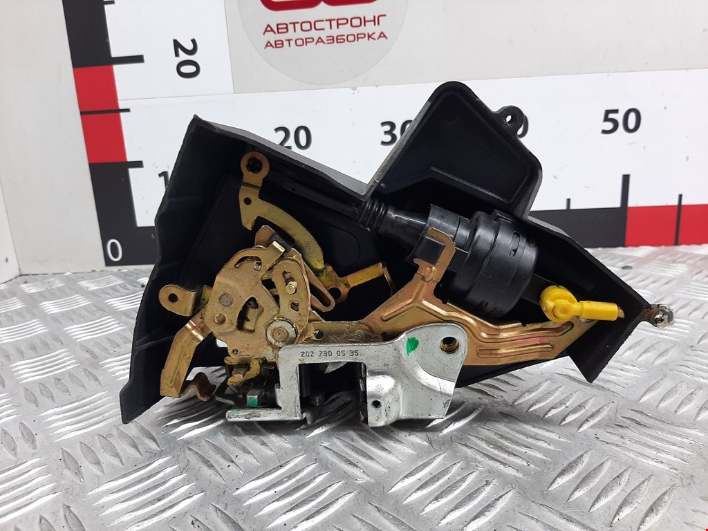 Замок двери задней левой MERCEDES-BENZ C-Class C-klasse W202 1993-2000