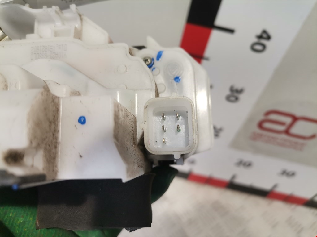 Замок двери сдвижной FIAT Doblo 2 2009-2014