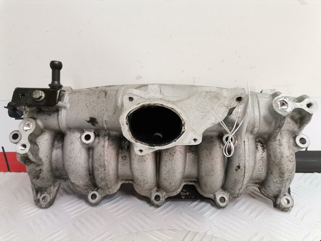 Коллектор впускной VOLKSWAGEN Passat B6 2005-2011