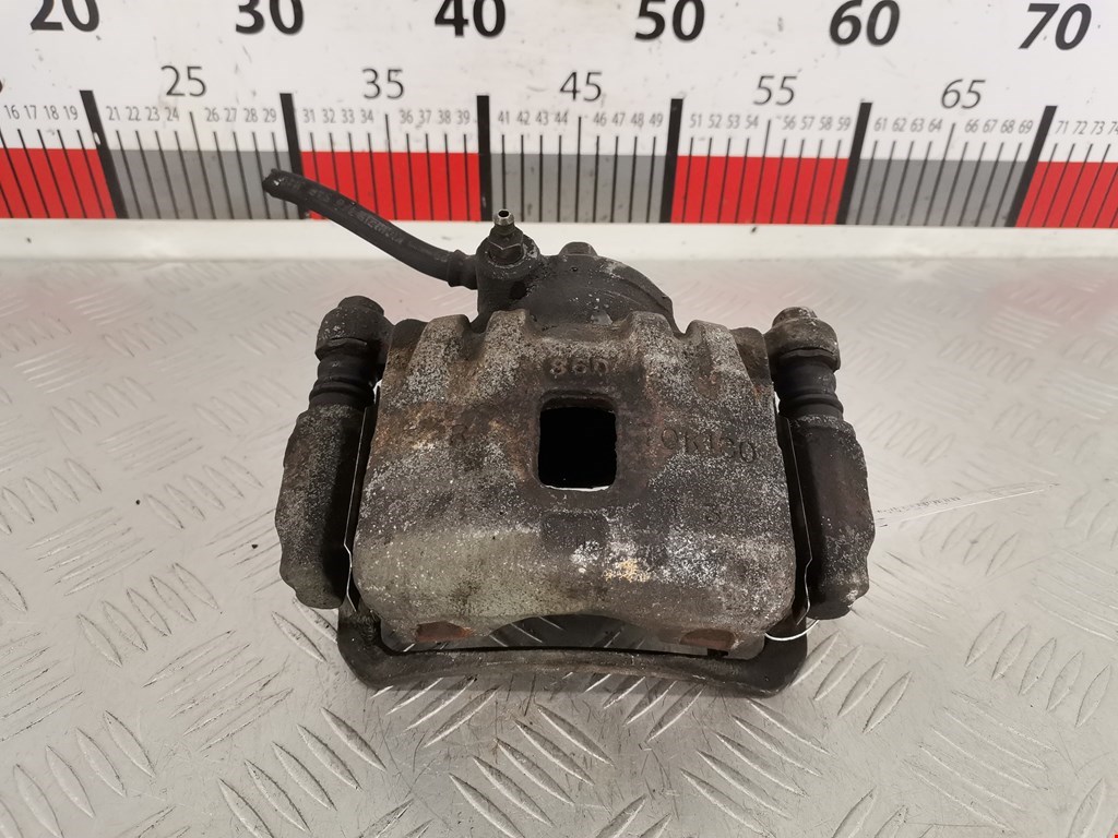 Суппорт передний правый SUZUKI Swift 1989-2003